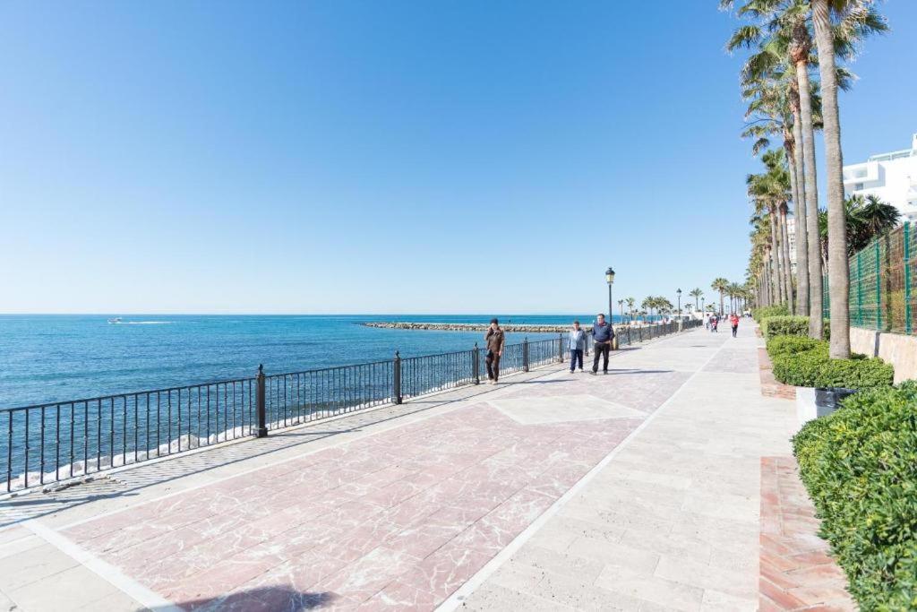 Ferienwohnung In Front Of Sea & Center Marbella Exterior foto