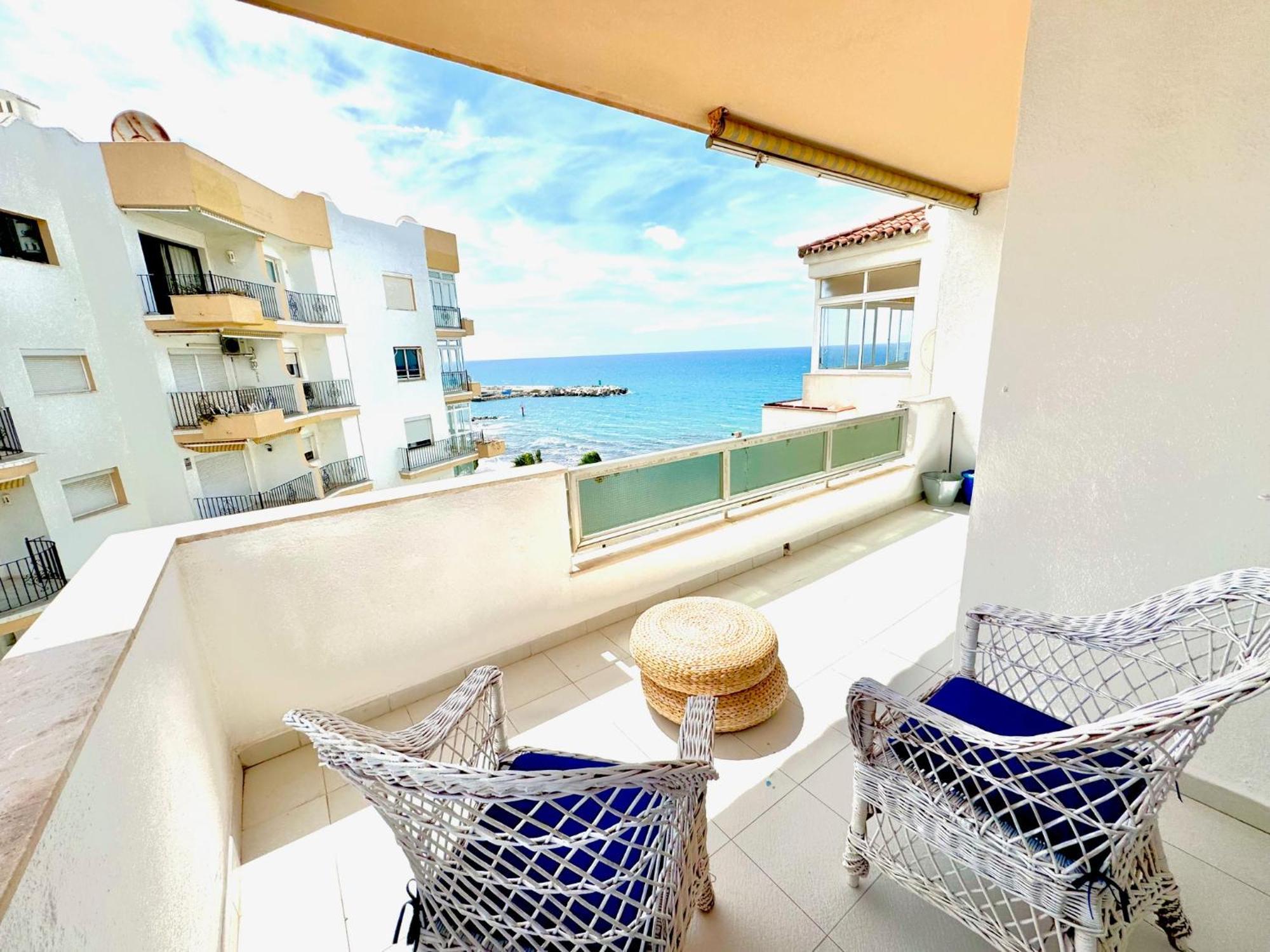 Ferienwohnung In Front Of Sea & Center Marbella Exterior foto